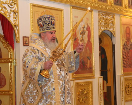 Первое богослужение архиепископа Зосимы на Соликамской кафедре 5 ноября 2016 г.